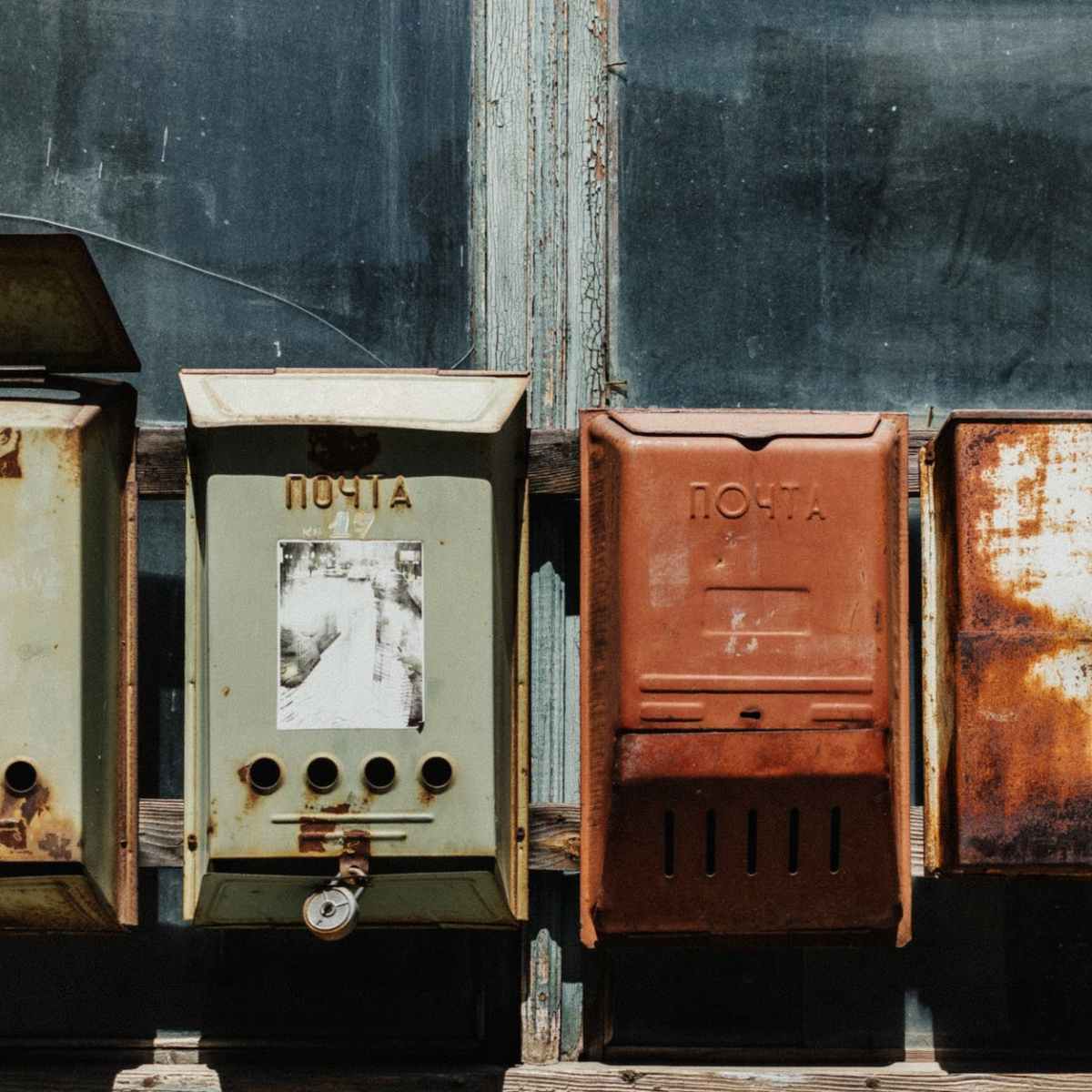 Automatically preventing access to ill services using Circuit&nbsp;Breakers